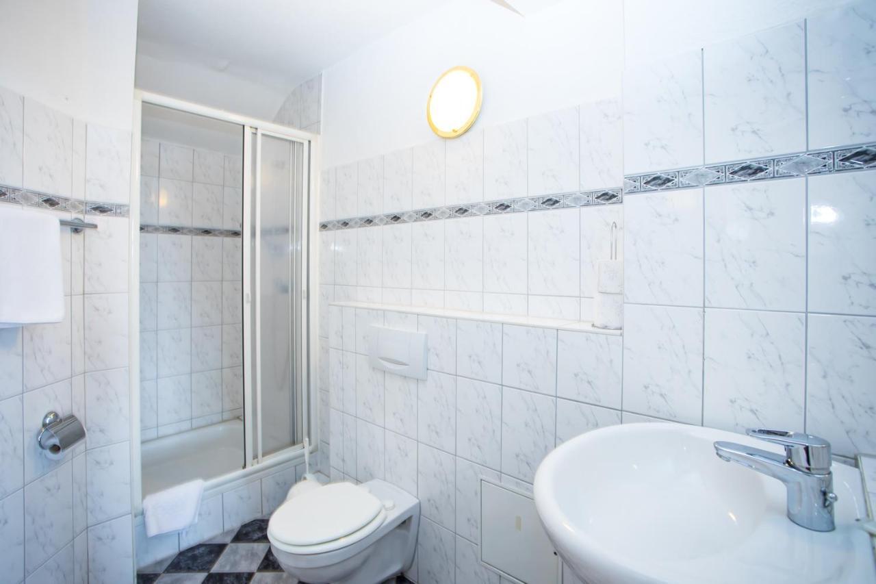 Hotel Ratskeller Nideggen Εξωτερικό φωτογραφία